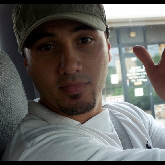 Meet your Posher, Raymond - Picture 2 of 4